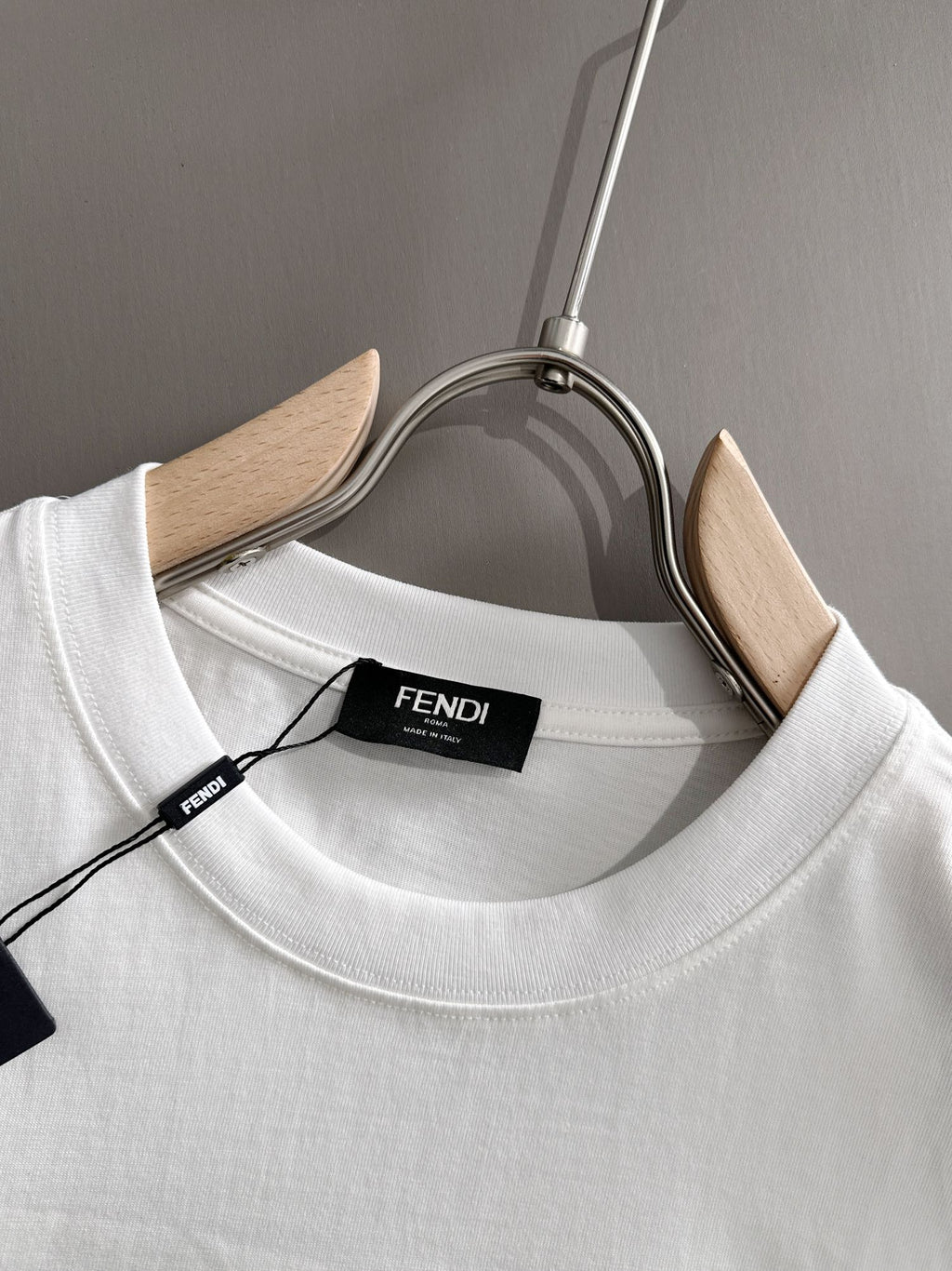 FENDI 26S SHORT SLEEVE T-SHIRT 165