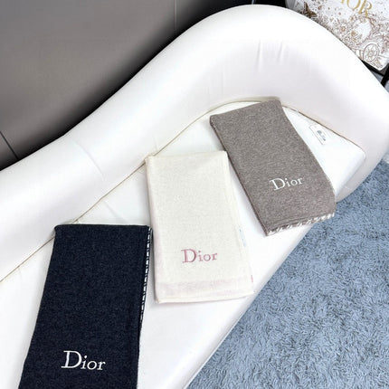 SCARF 190 CM IN KHAKI BEIGE MIX WHITE CARO CASHMERE 388125