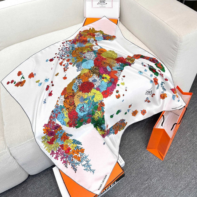 HERMES 26S SCARF 90 IN SILK 304308