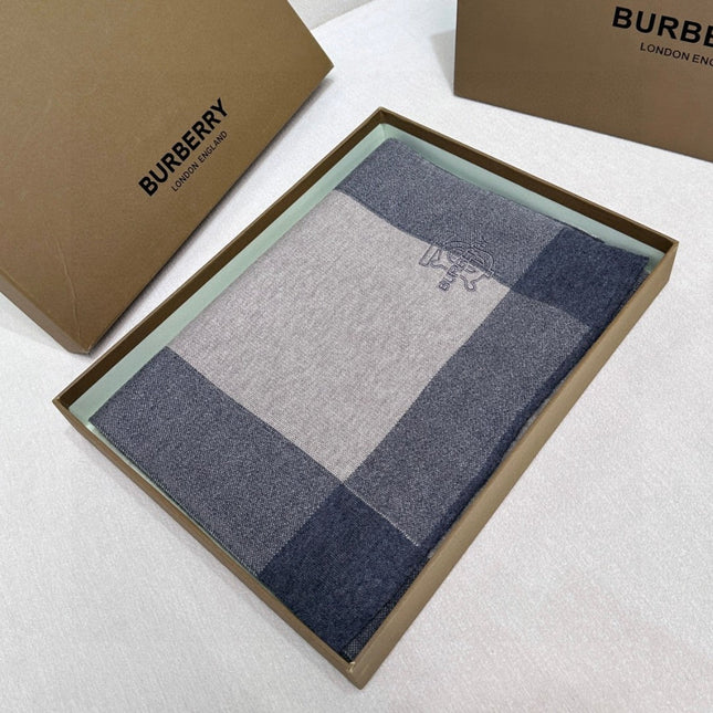 BURBERRY 26S SCARF 180CM IN CASHMERE 305983