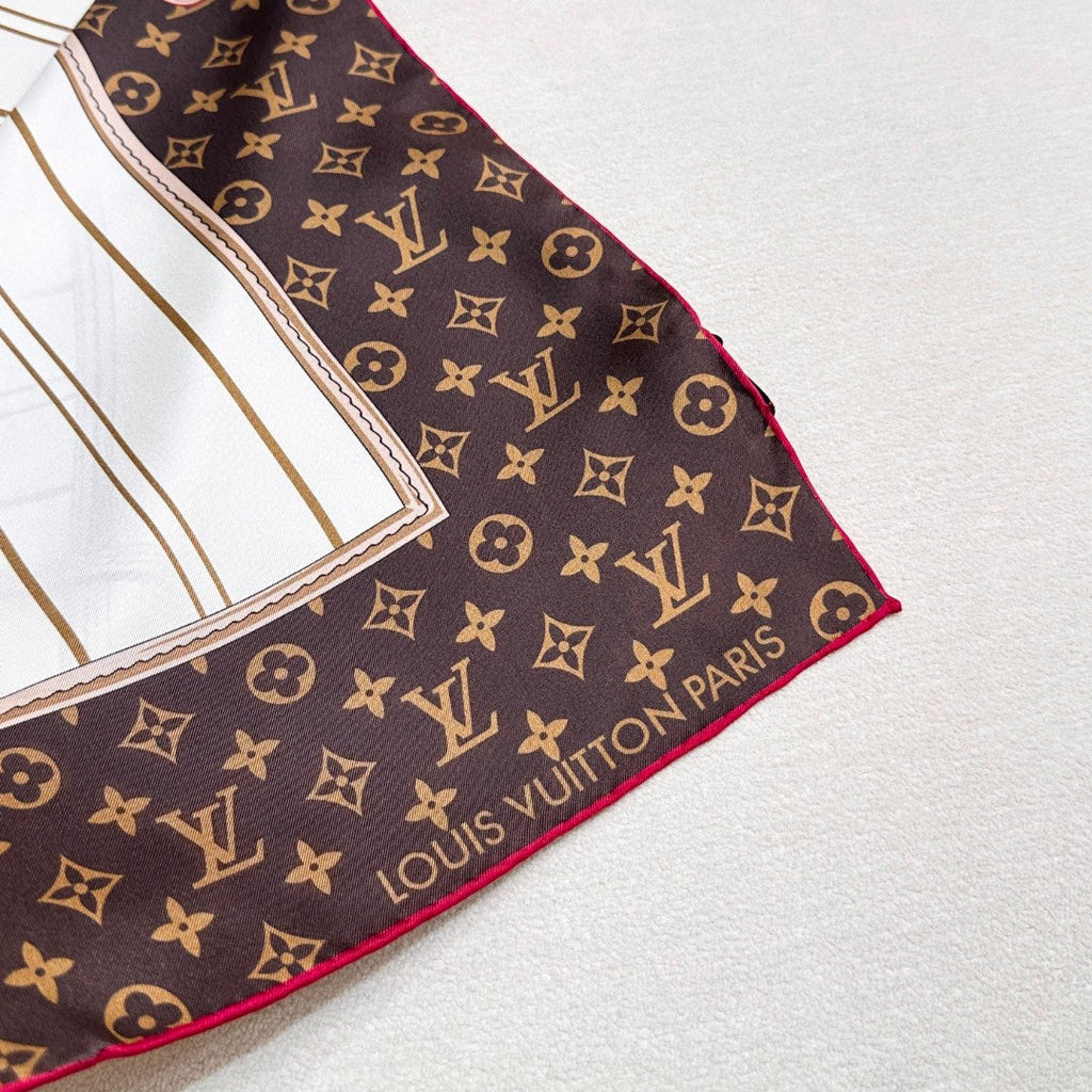 LV SCARF 90 CM IN SILK 737304