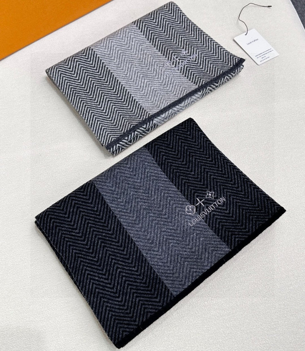 LV SCARF 180 CM IN CASHMERE 714296