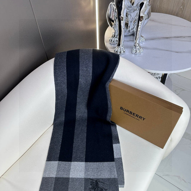 BURBERRY 26S SCARF 180CM IN CASHMERE 311830