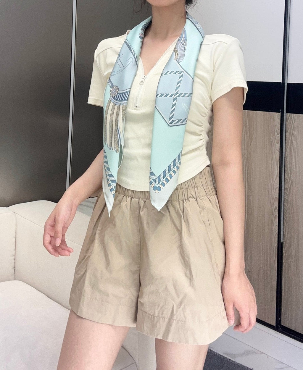 HERMES 25S SCARF 90 IN SILK 703630