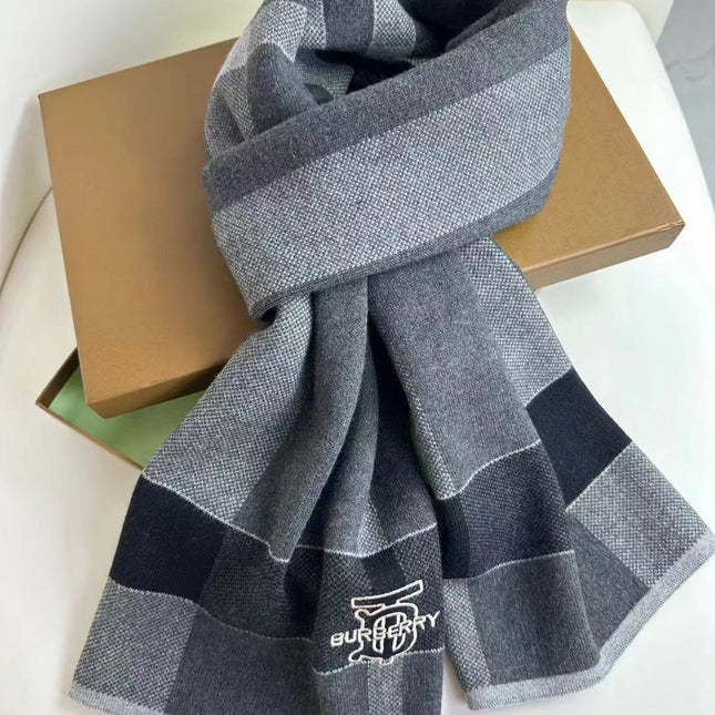 BURBERRY 26S SCARF 180CM IN CASHMERE 309783