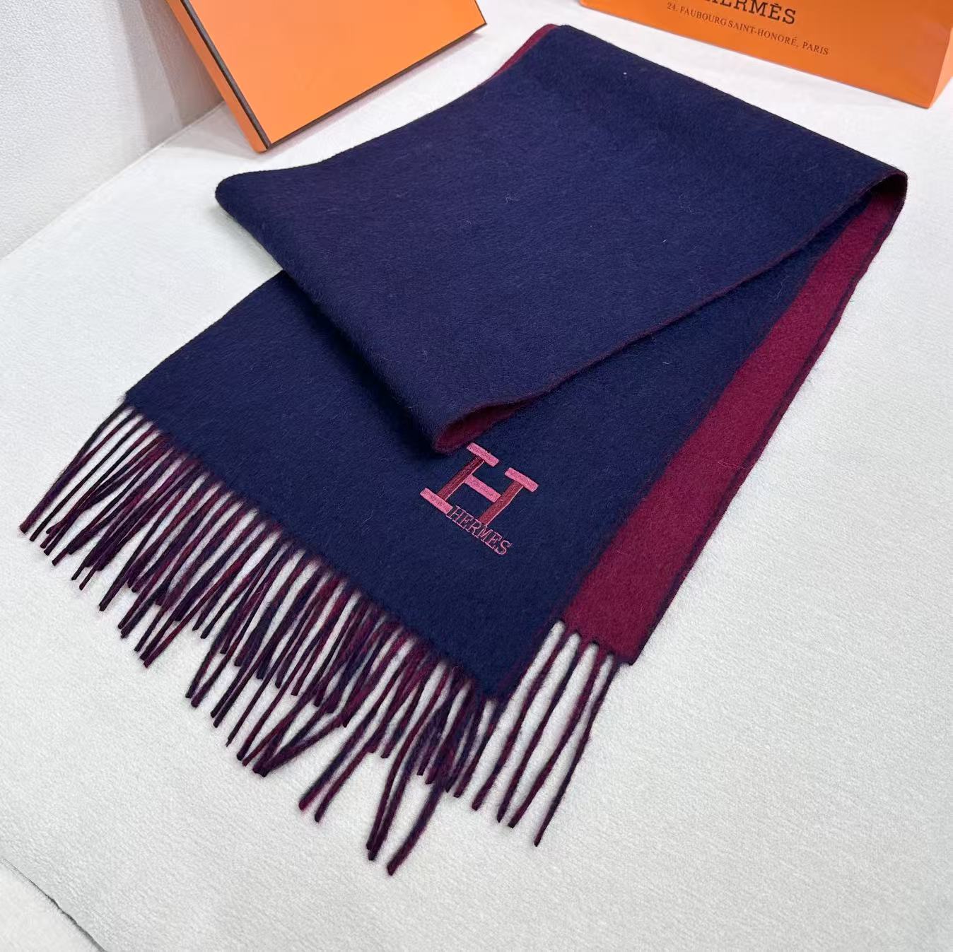 HERMES 25S SCARF 190 IN CASHMERE 985998