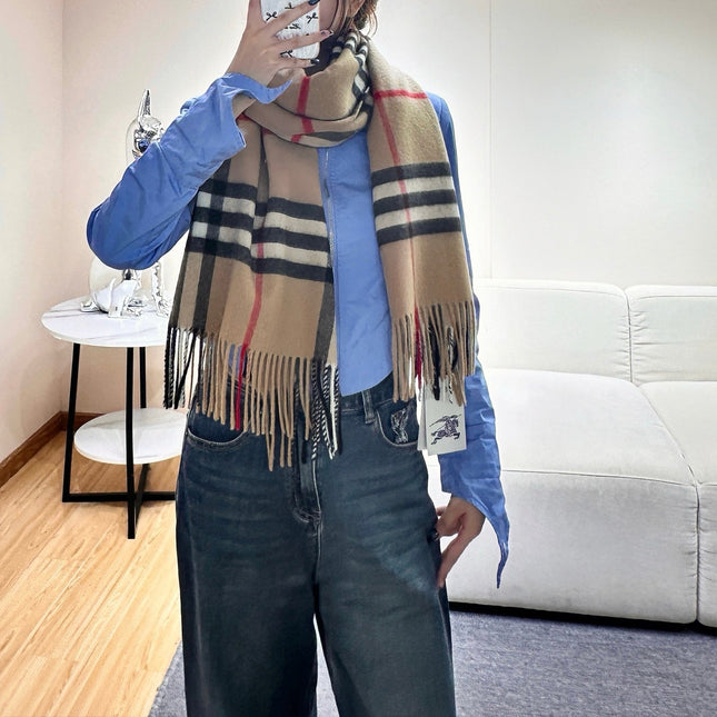 BURBERRY 26S SCARF 200CM IN CASHMERE 305977