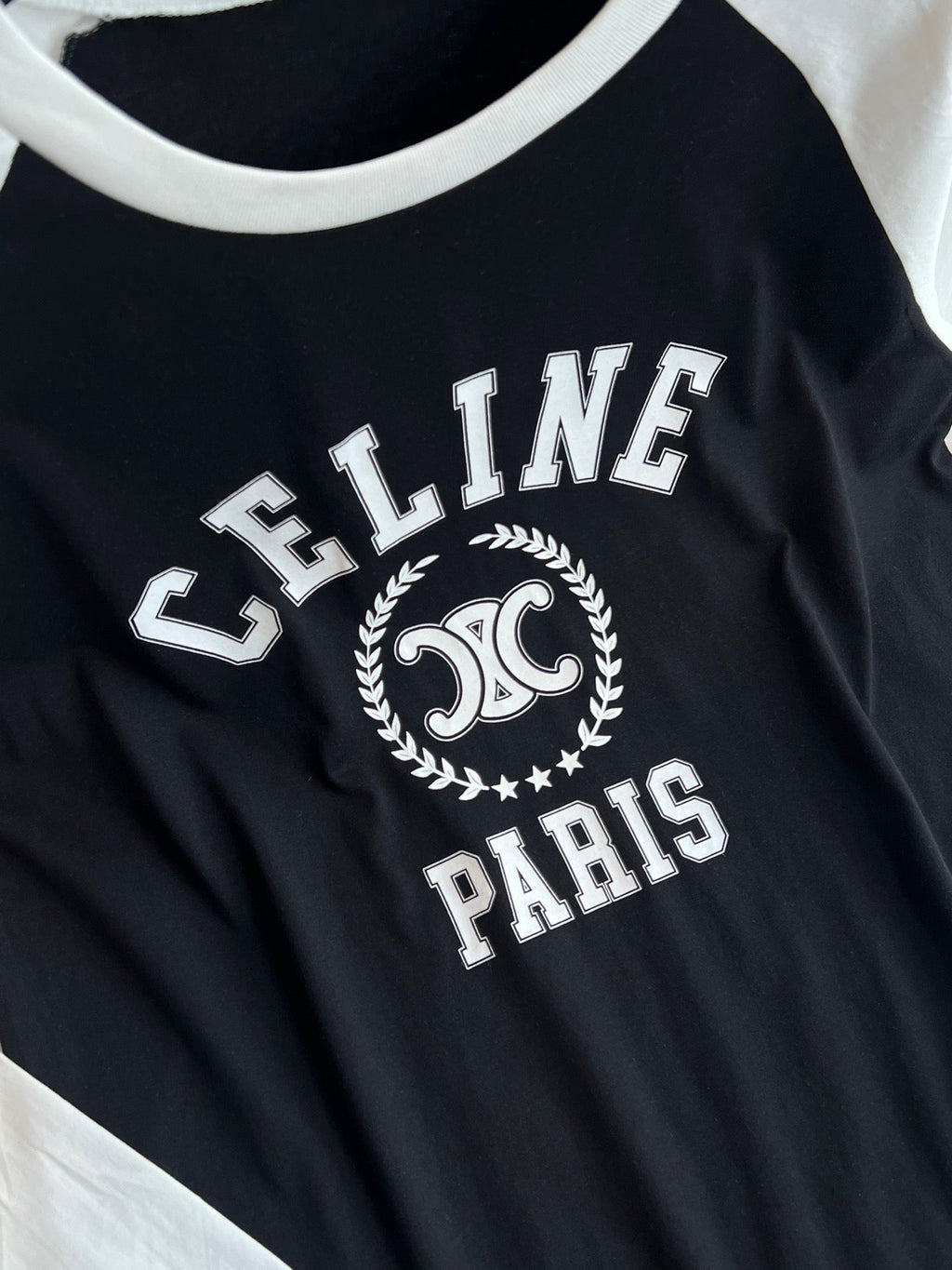 CELINE LONG SLEEVE PRINTED T-SHIRT 275643
