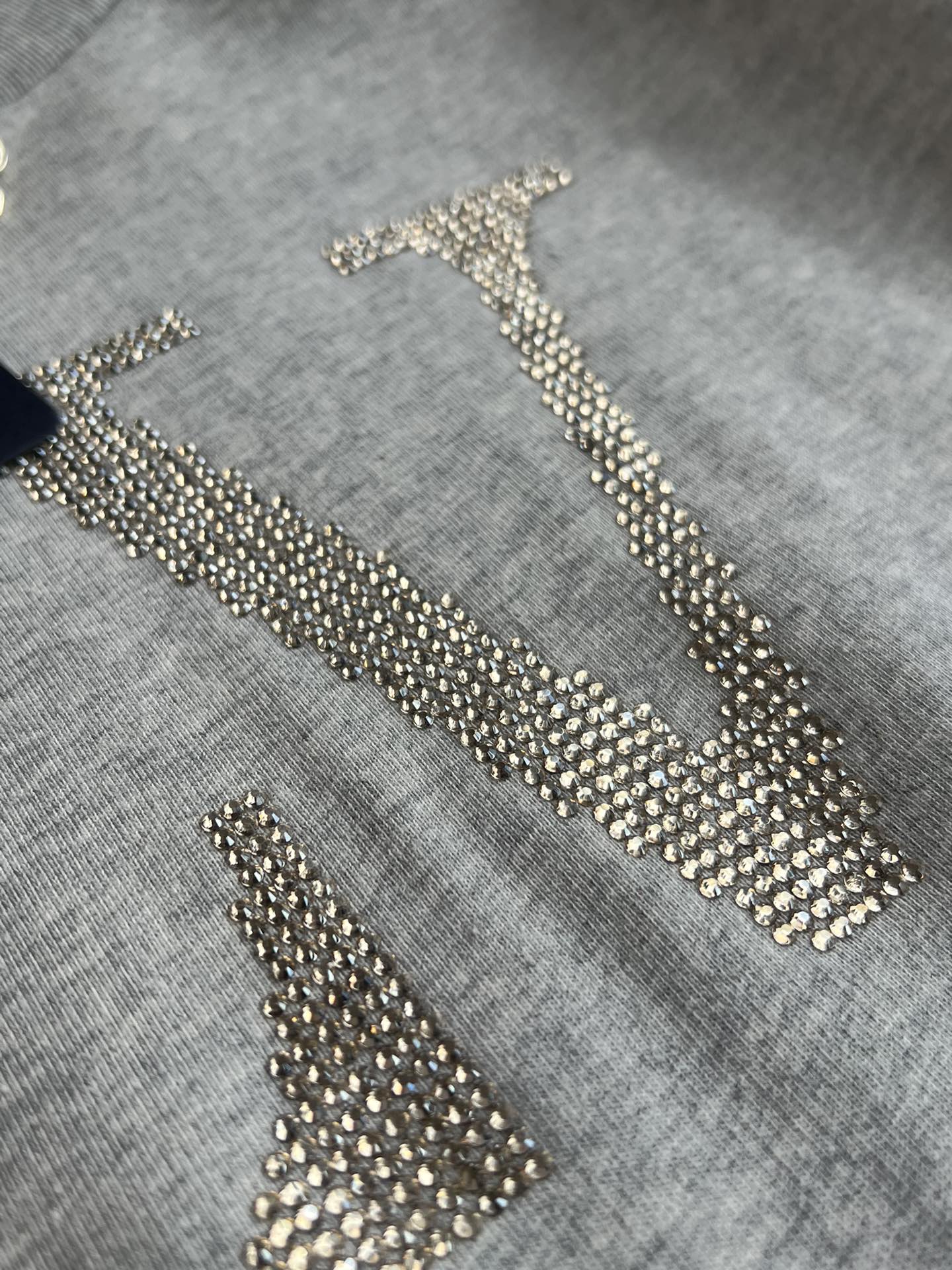 LOUIS VUITTON LONG DIAMOND SWEATSHIRT 275678