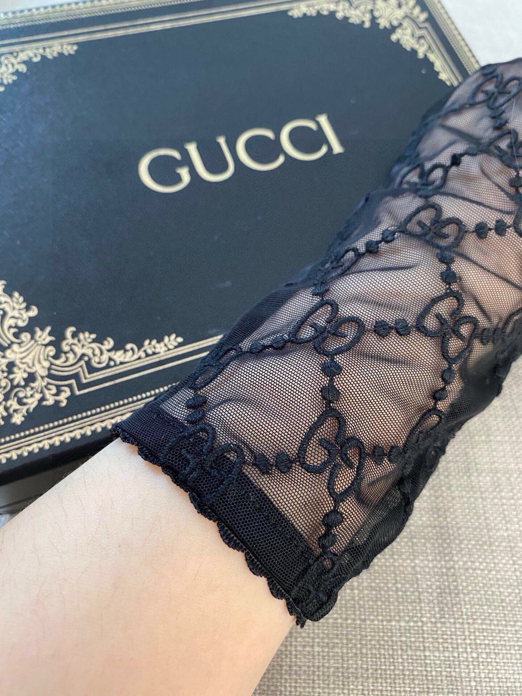 EMBROIDERED LACE MESH GLOVES BLACK 462433