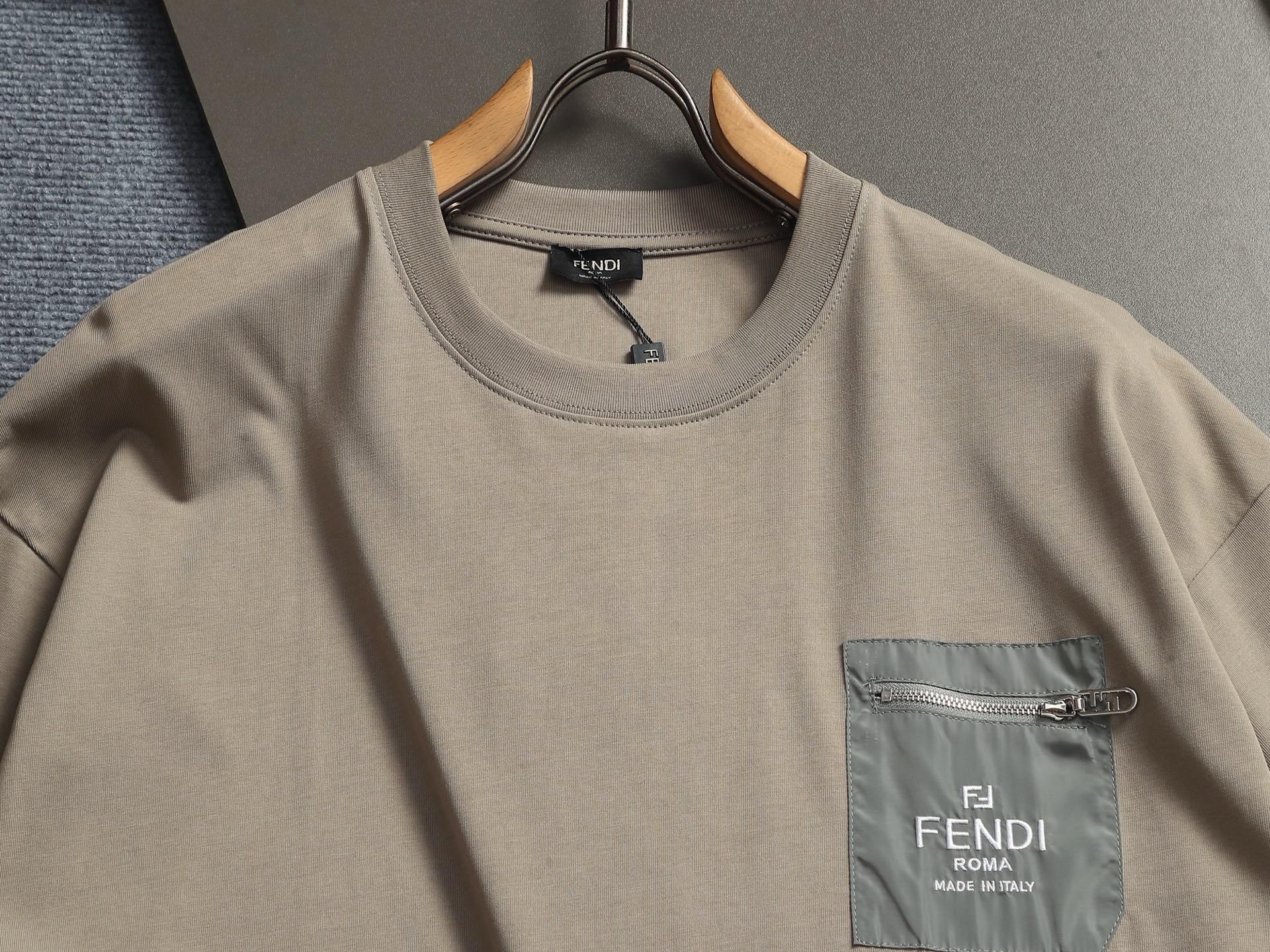 FENDI 26S SHORT SLEEVE T-SHIRT 095