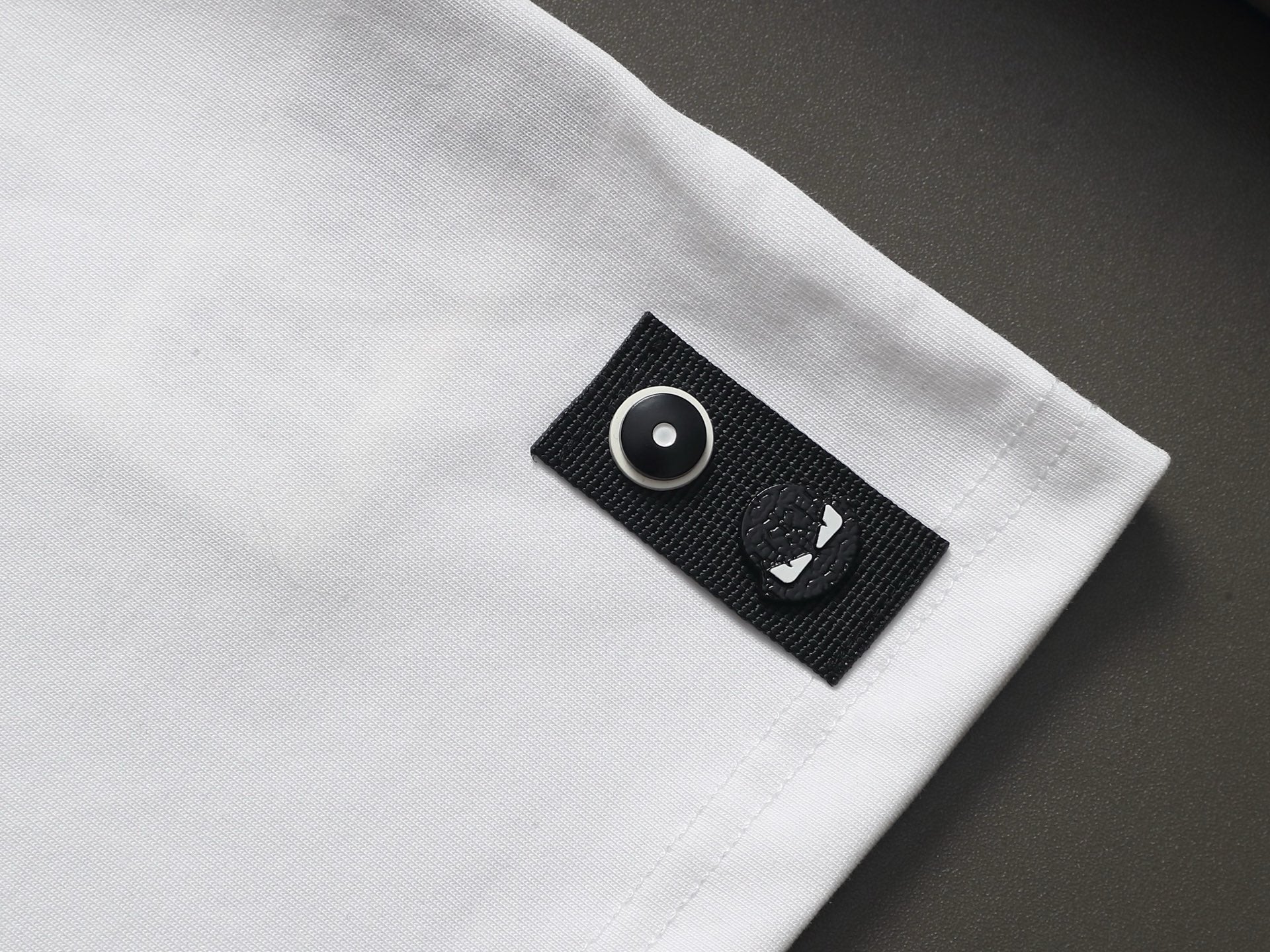 FENDI 26S SHORT SLEEVE T-SHIRT 094