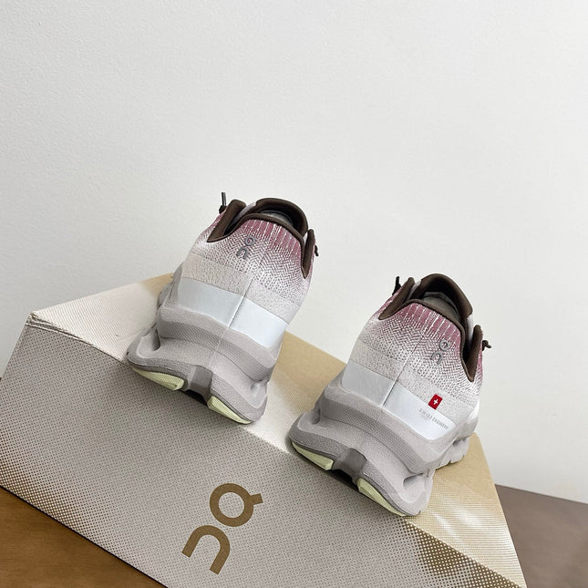 LOEWE 26S CLOUDTILT SNEAKER IN DARK BROWN IVORY RECYCLED POLYESTER