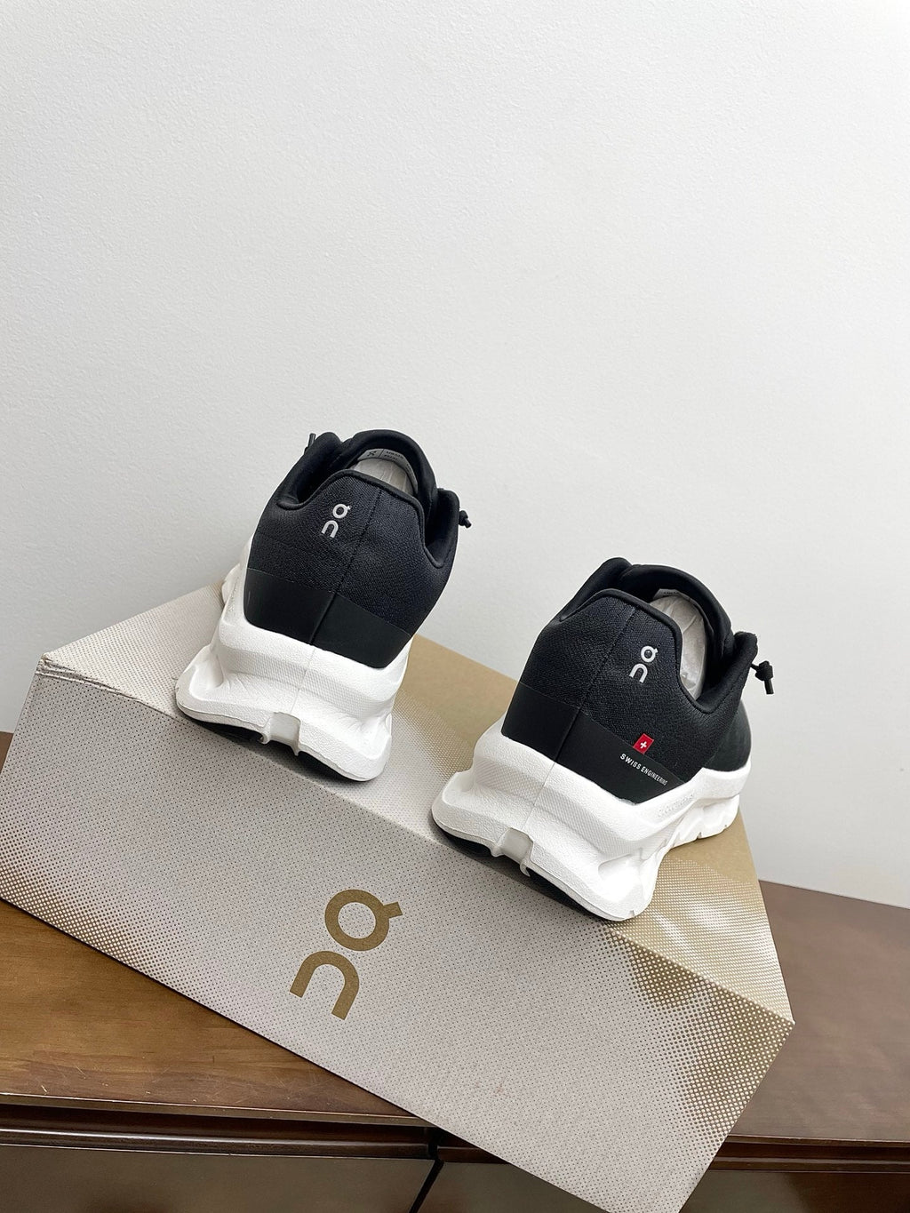 LOEWE 26S CLOUDTILT SNEAKER IN BLACK AND WHITE RECYCLED POLYESTER