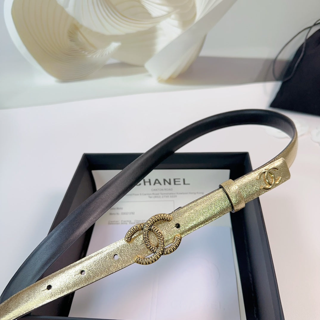 CC BELT 20 MM IN GOLDEN CALFSKIN WITH GOLD HARDWARE