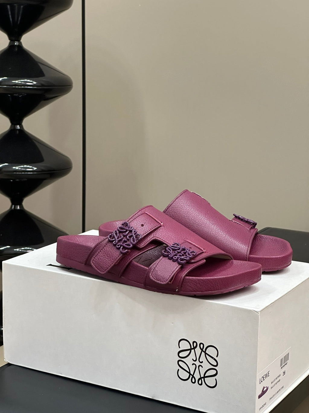 LOEWE 26S EASE SLIDE IN WINE RED CALFSKIN