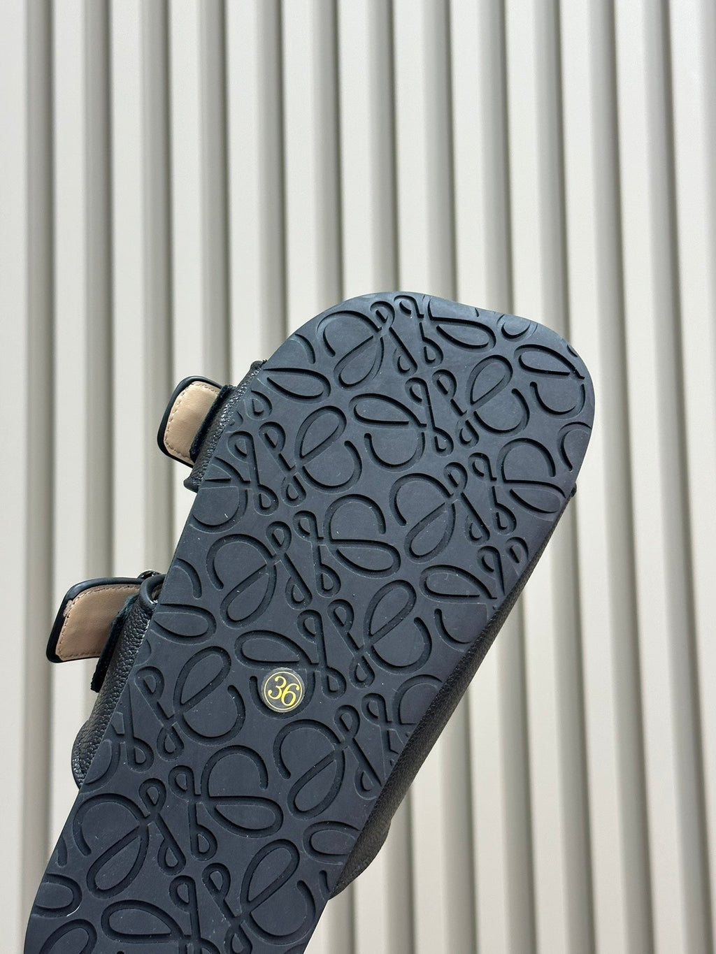 LOEWE 26S EASE SLIDE IN BLACK CALFSKIN