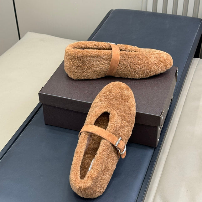 ALAIA 25S COZY MARY JANE SHEARLING FLATS IN CARAMEL