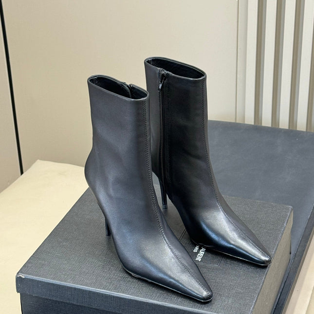 YSL 26S ZIPPERED HEELED BOOTS IN BLACK CALFSKIN