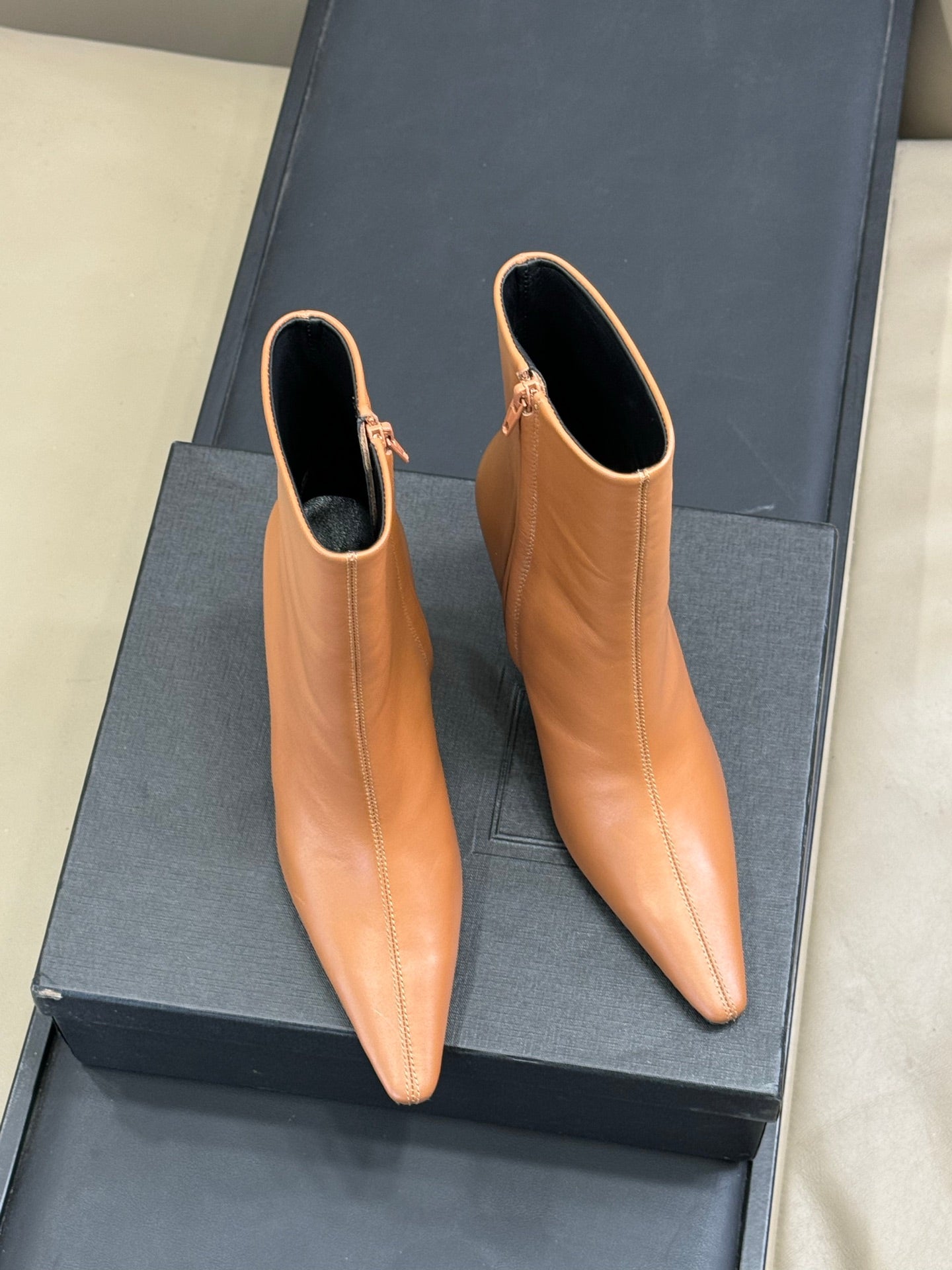 YSL 26S ZIPPERED HEELED BOOTS IN ORANGE BROWN CALFSKIN