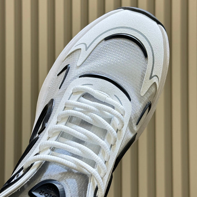 DIOR 26S B30 COUNTDOWN TECH SNEAKER IN WHITE TECHNICAL FABRIC AND SUEDE