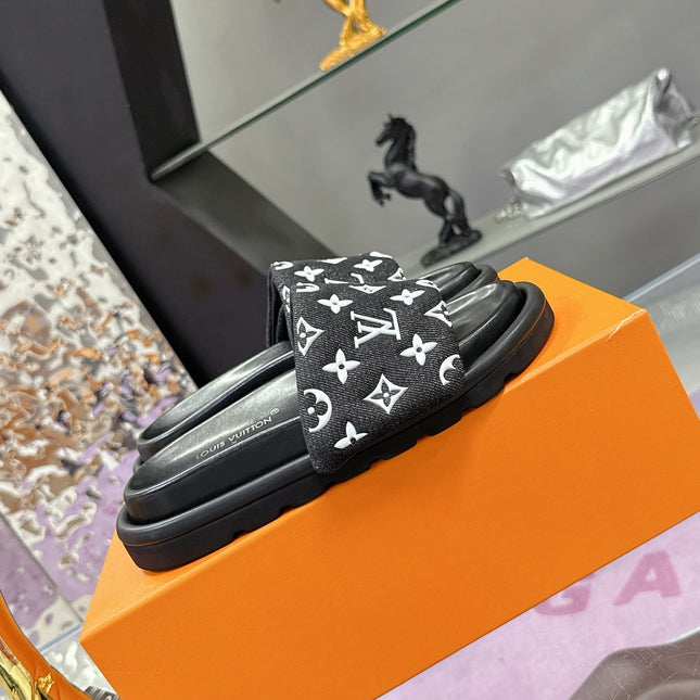 LV 26S POOL PILLOW SLIDES IN BLACK WHITE MONOGRAM DENIM AND CALFSKIN