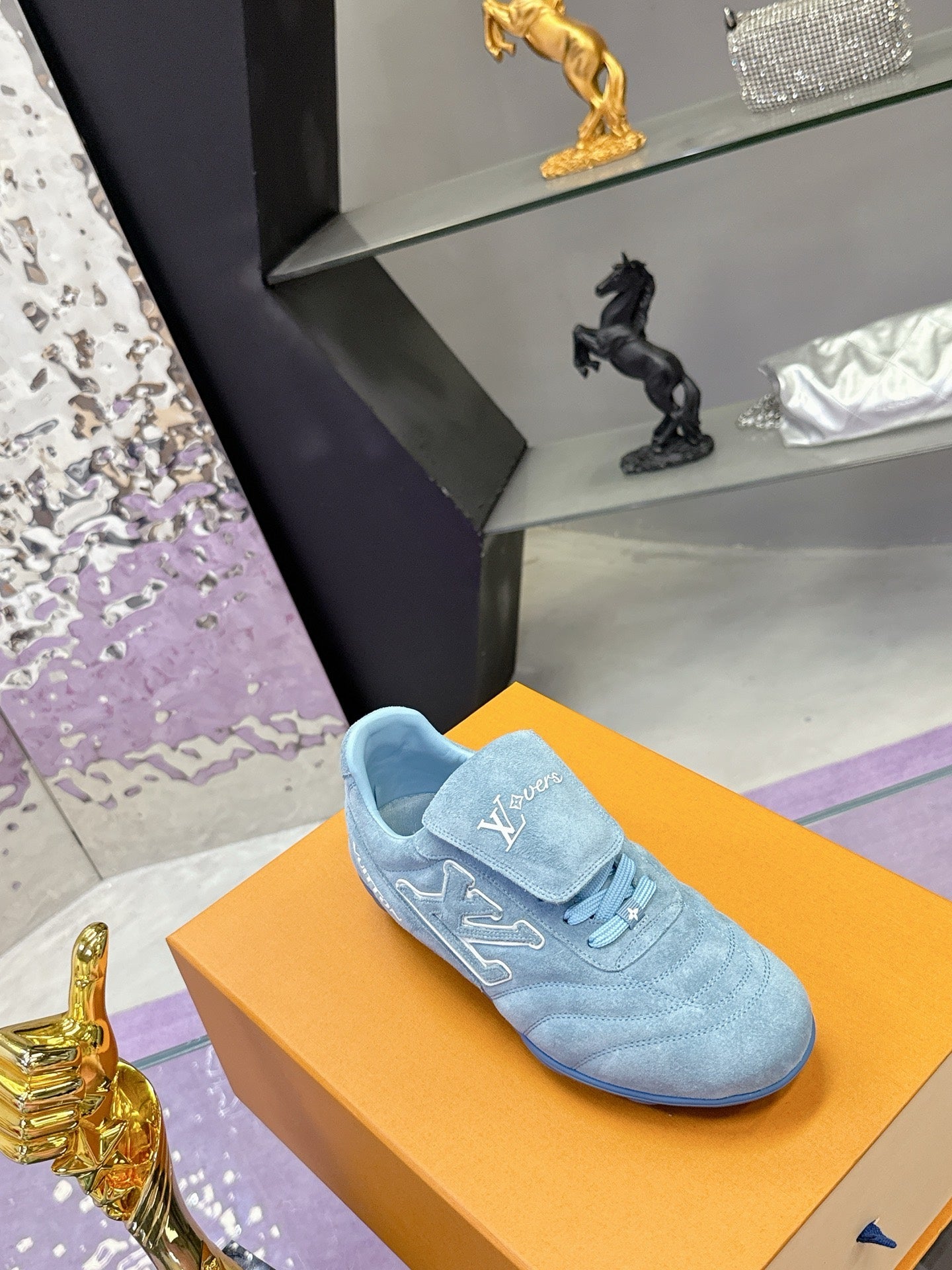 LV 26S FOOTPRINT SOCCER SNEAKERS IN BLUE SUEDE