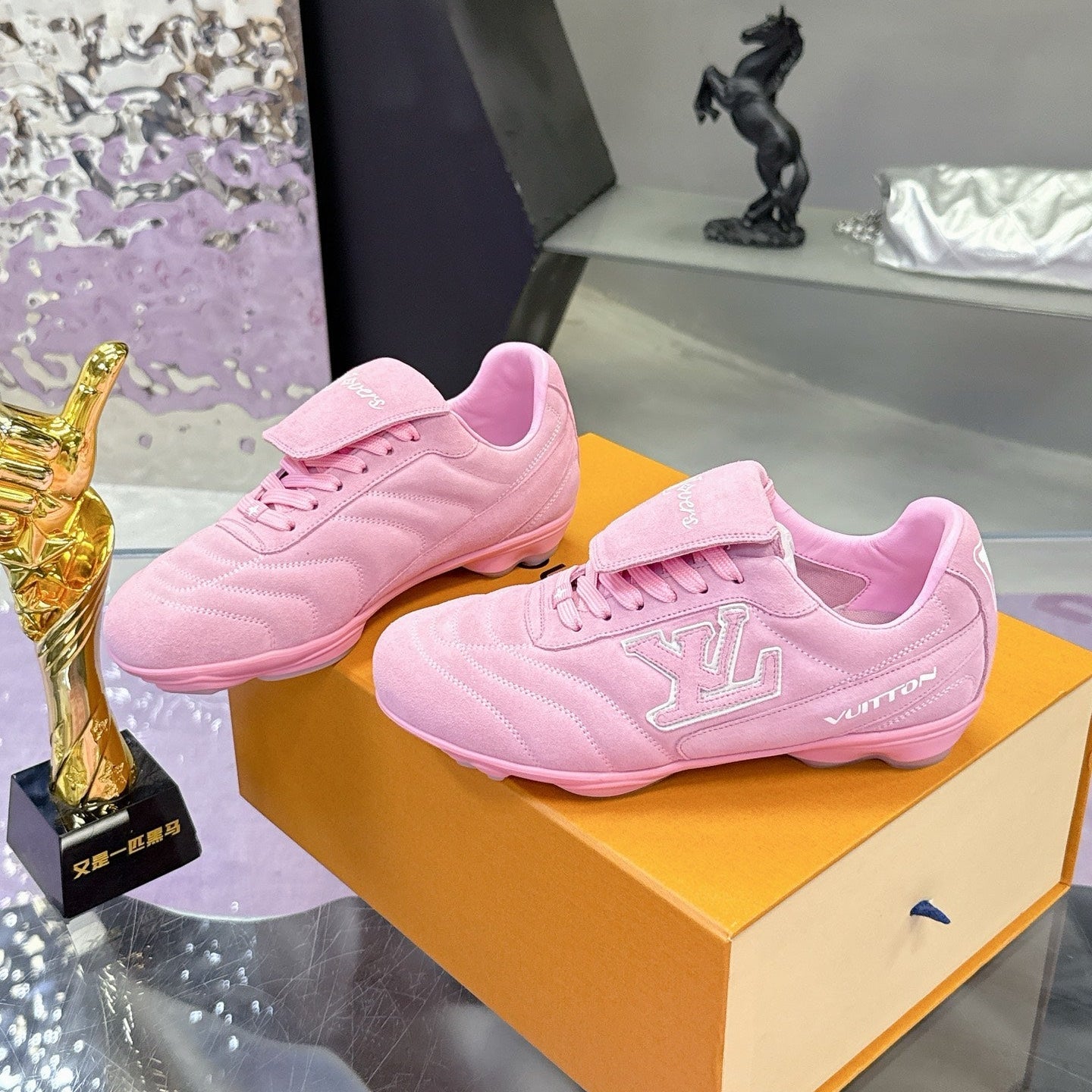 LV 26S FOOTPRINT SOCCER SNEAKERS IN PINK SUEDE