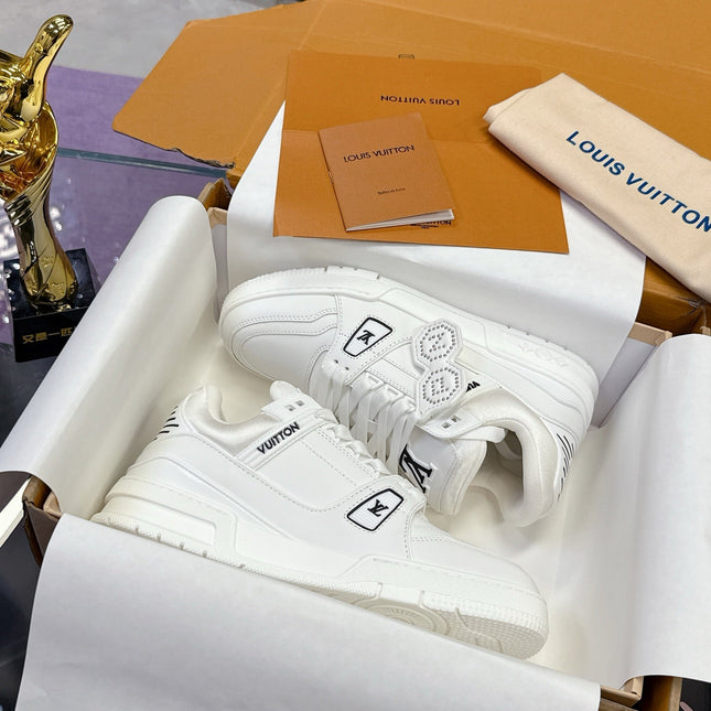 LV 26S LOW TOP SNEAKERS IN WHITE CALFSKIN