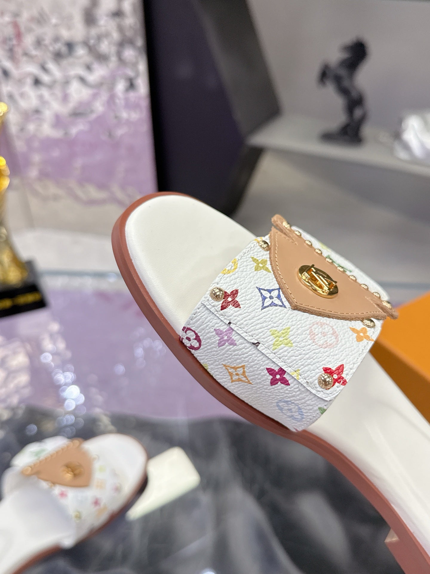 LV 26S FLAT SLIDE SANDALS IN WHITE MULTICOLOR CALFSKIN GOLD HARDWARE