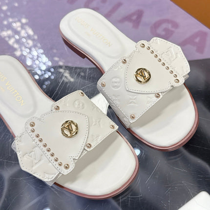 LV 26S FLAT SLIDE SANDALS IN WHITE EMBOSSED CALFSKIN GOLD HARDWARE