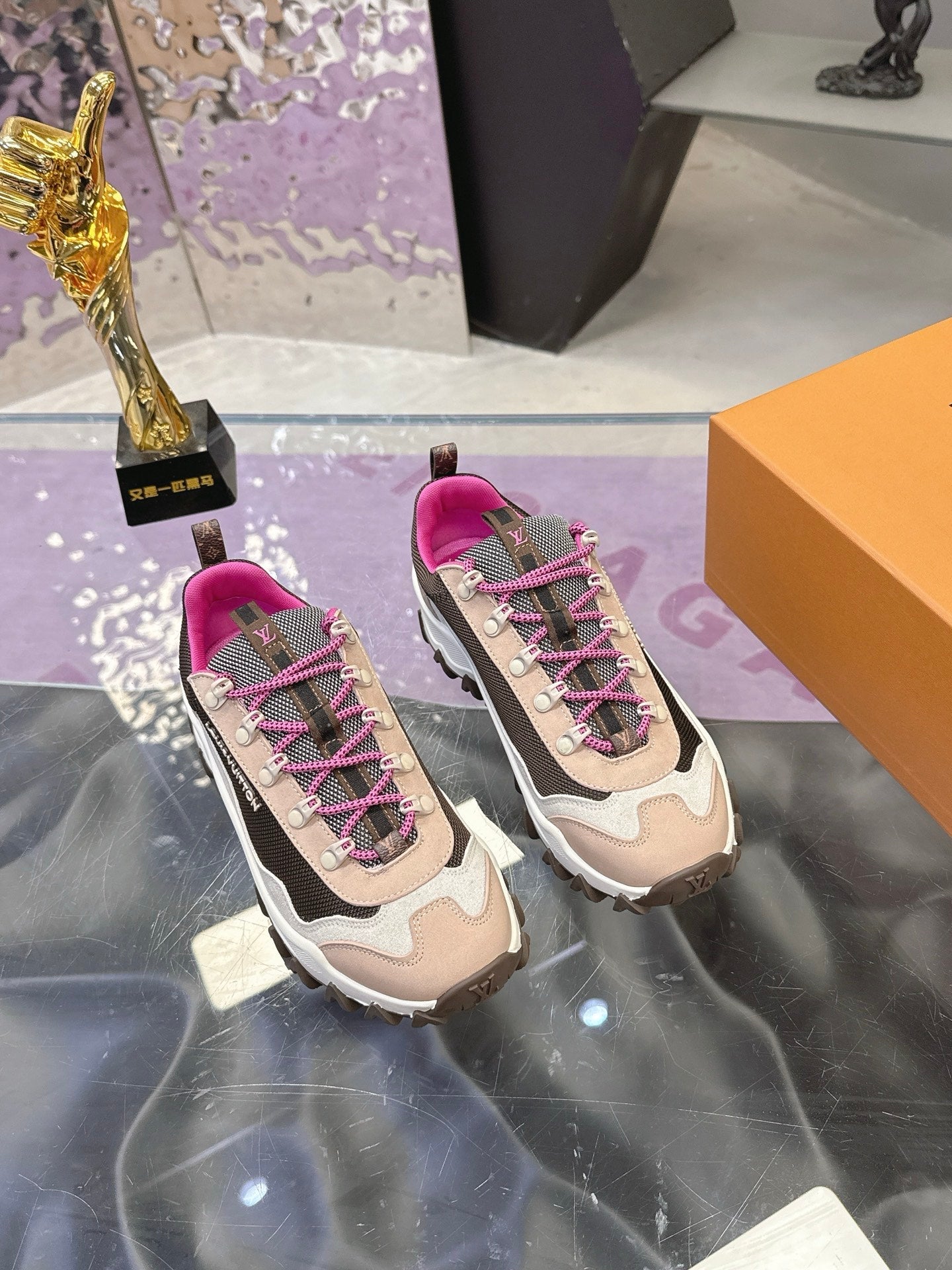 LV 26S RUSH XPLORER SNEAKER IN PINK BROWN SUEDE AND FABRIC