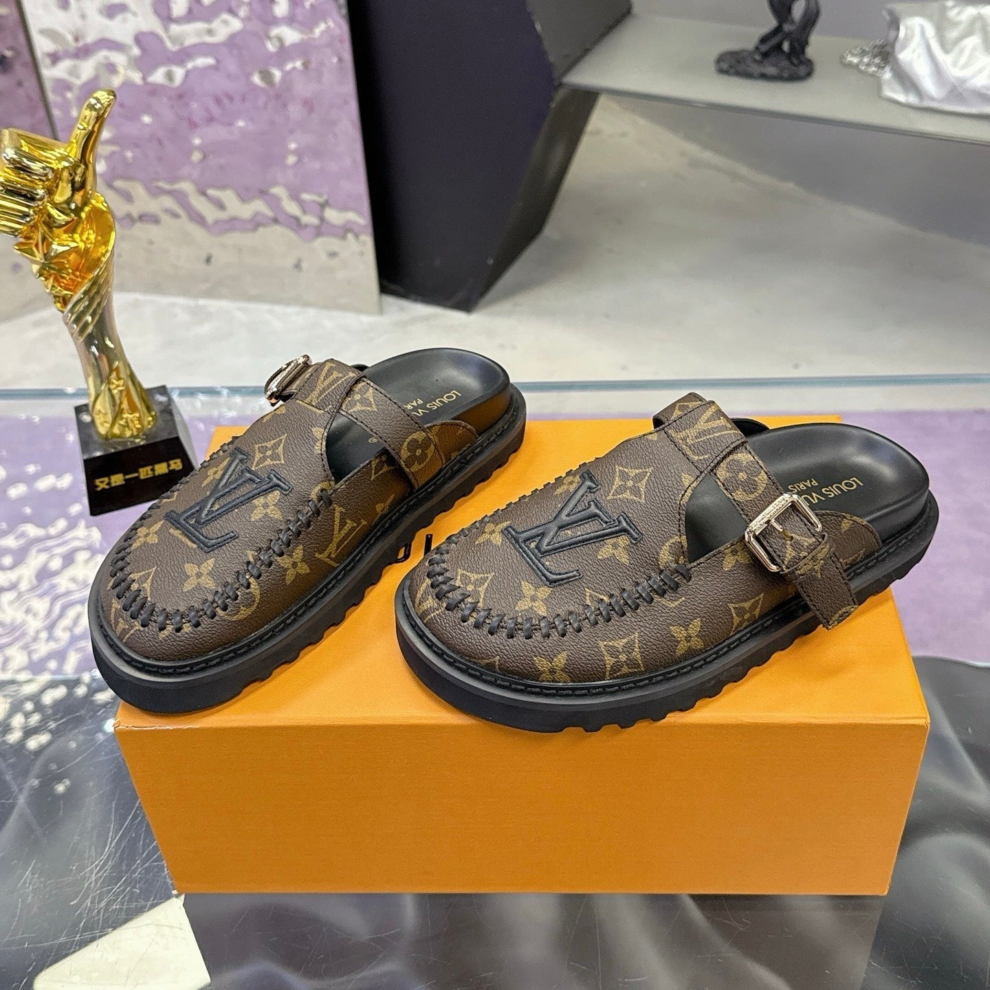 LV 26S MULE SLIDES IN DARK BROWN MONOGRAM CALFSKIN BUCKLE STRAP