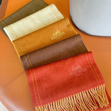 UNIE BRODEE GM MUFFLER IN SCARLET RED CASHMERE