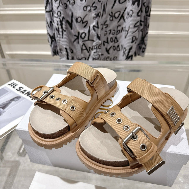 DIOR 26S SLIDES IN CAMEL BEIGE CANVAS