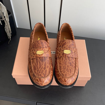 MIUMIU 26S PENNY LOAFERS IN BROWN COGNAC CALFSKIN CROCODILE EMBOSSING