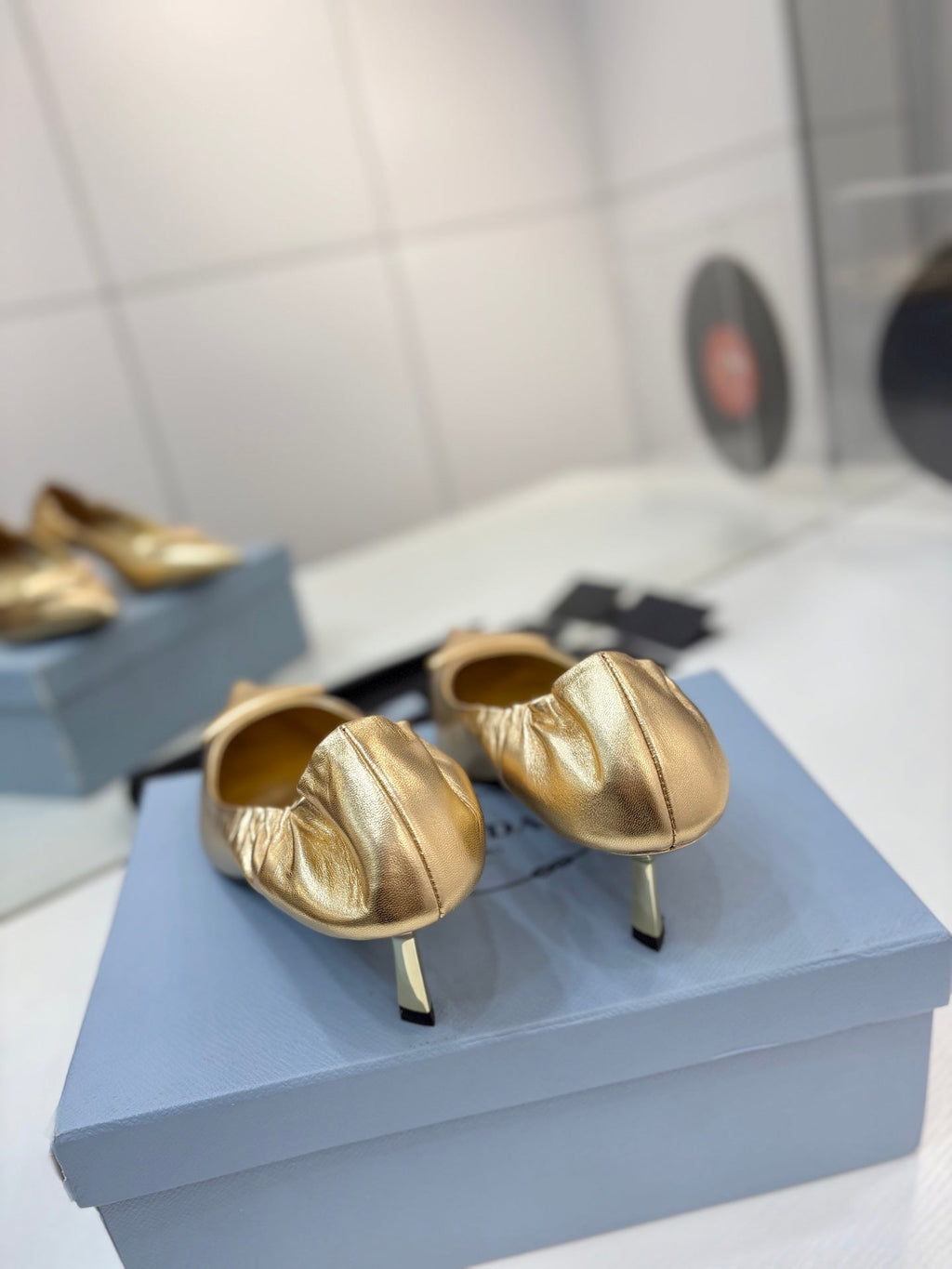 PRADA 26S PUMPS 55MM IN GOLD CALFSKIN WITH LOGO