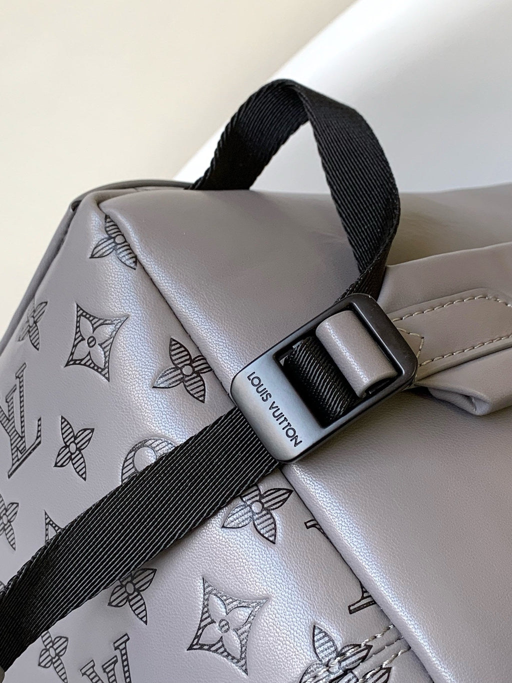 DISCOVERY BACKPACK 38 IN GREY MONOGRAM ECLIPSE CANVAS AND TAURILLON