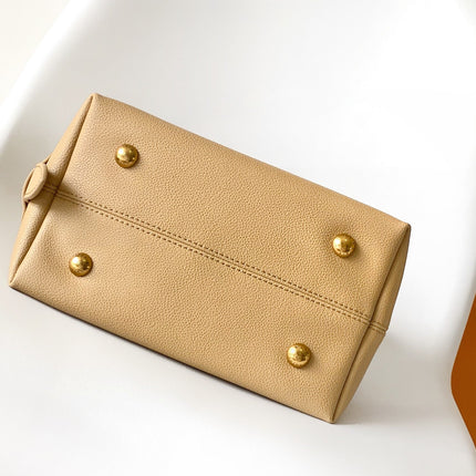 LV 25S LOW KEY HOBO BAG 35 CM IN BEIGE CALFSKIN