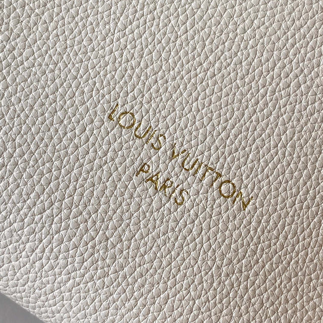 LV 25S LOW KEY HOBO BAG 35 CM IN CREAM WHITE CALFSKIN