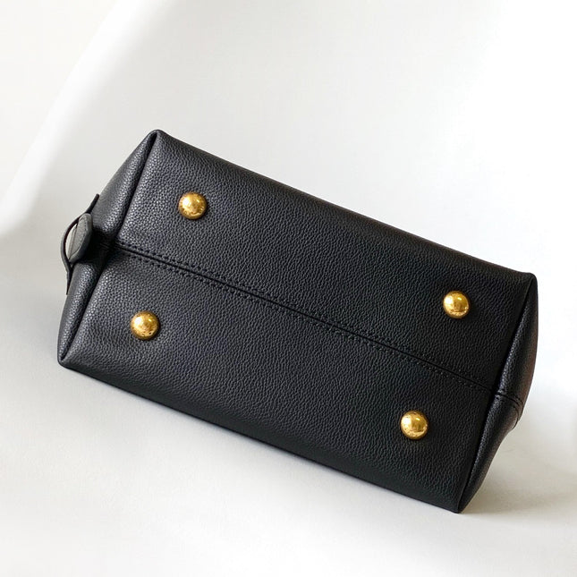 LV 25S LOW KEY HOBO BAG 35 CM IN BLACK CALFSKIN