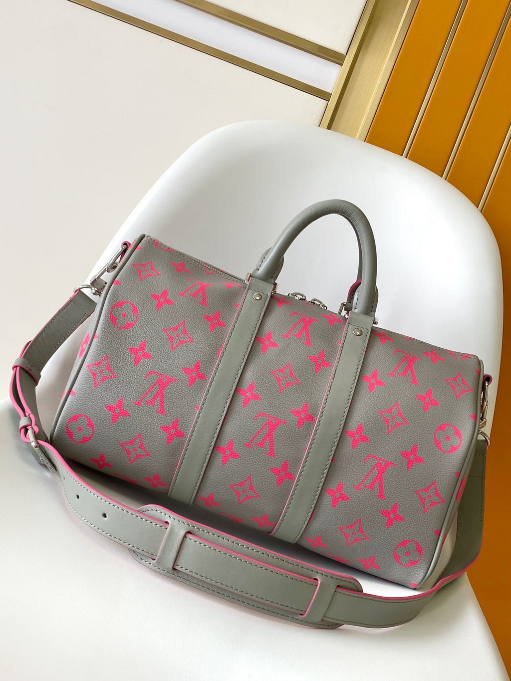LV 26S KEEPALL 34 IN DARK GREY MONOGRAM CANVAS