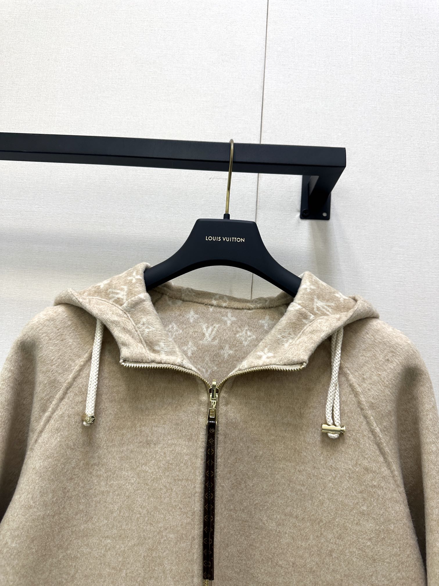 LV 25S JACKET 0135