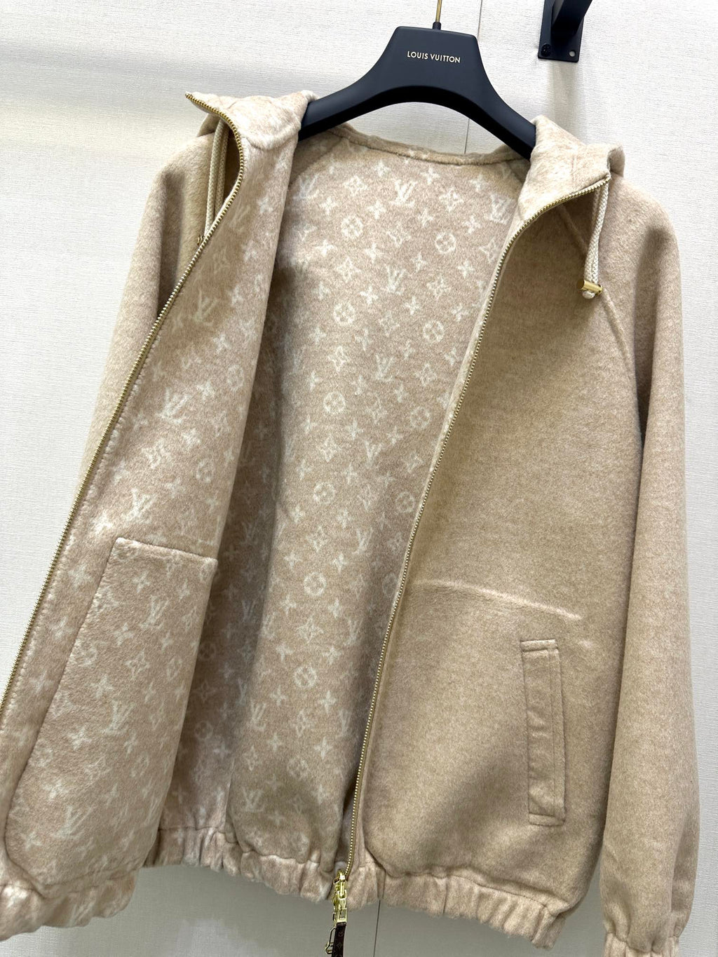 LV 25S JACKET 0135