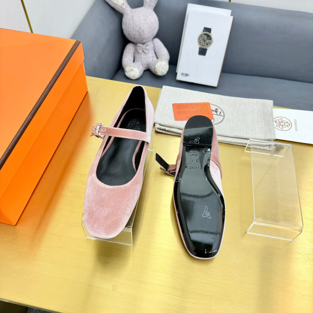HM BALLET FLATS IN LIGHT PINK SUEDE