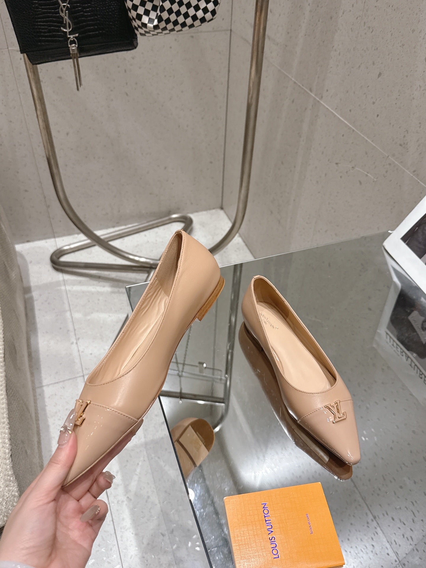 LV 26S POINTED TOE BALLET FLATS IN NUDE BEIGE CALFSKIN