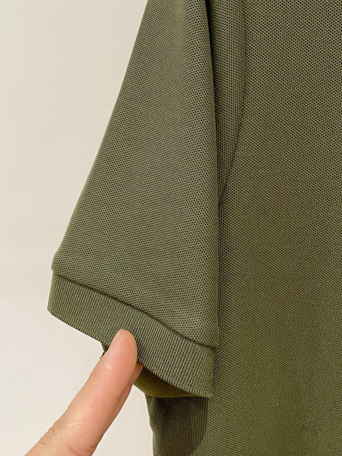 LV POLO SHIRT IN ARMY GREEN MESH BEADED COTTON FABRIC 238855