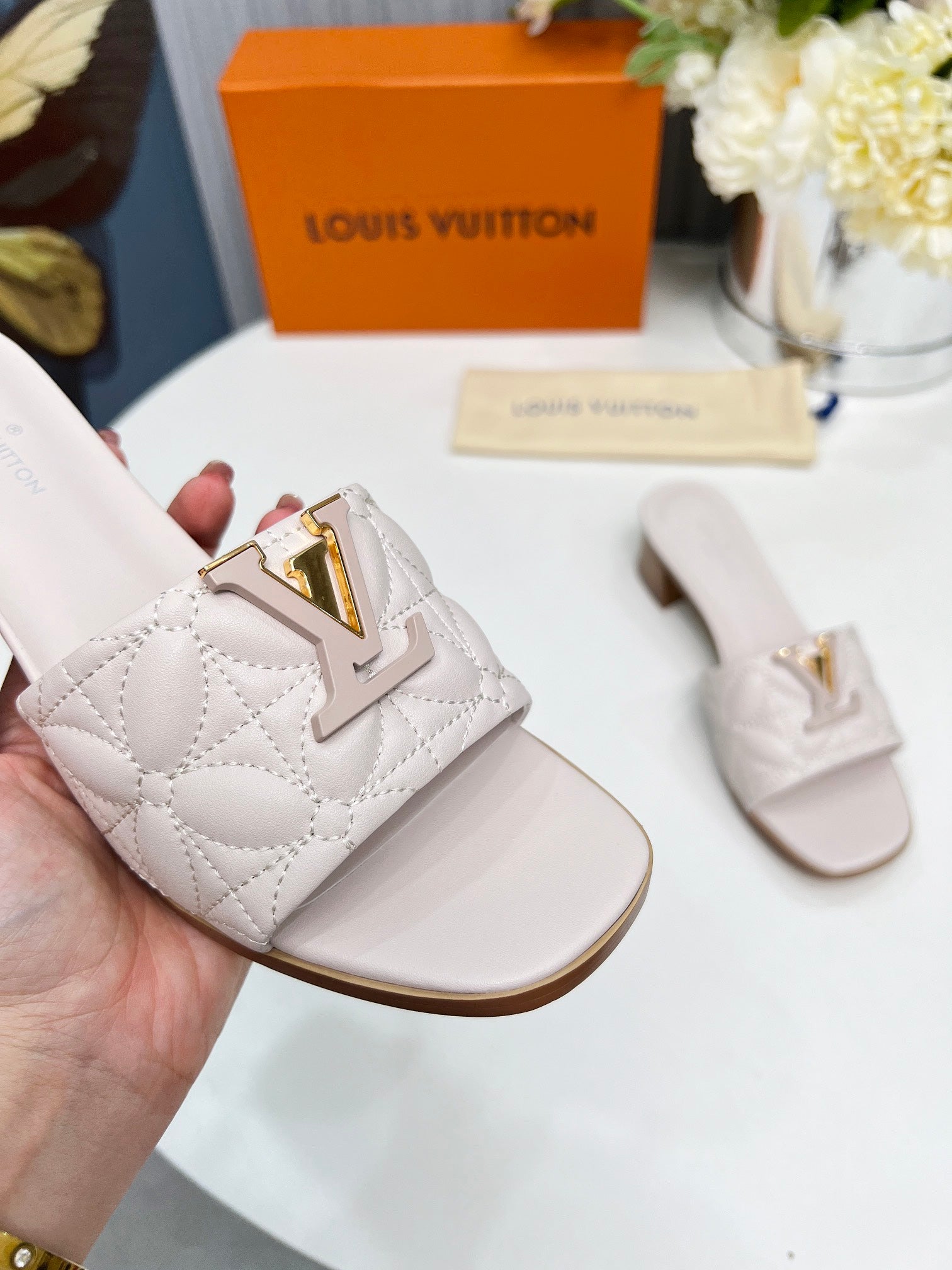 LV 26S MARE HIGH-HEELED MULE SANDALS IN ASH BEIGE CALFSKIN