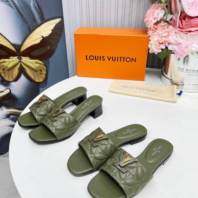 LV 26S MARE FLAT MULES IN MOSS GREEN CALFSKIN