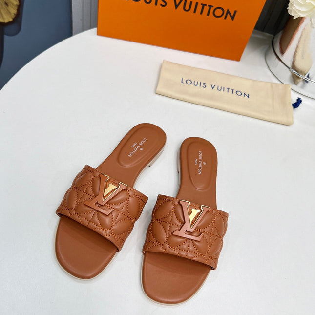 LV 26S MARE FLAT MULES IN BROWN CALFSKIN